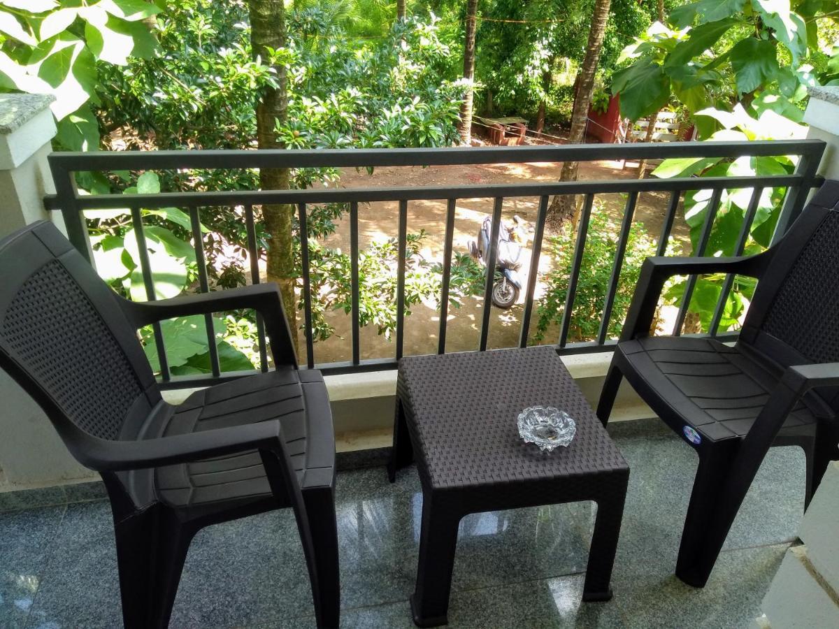 Dsk Studio Apartment, Siolim, Goa. Eksteriør billede
